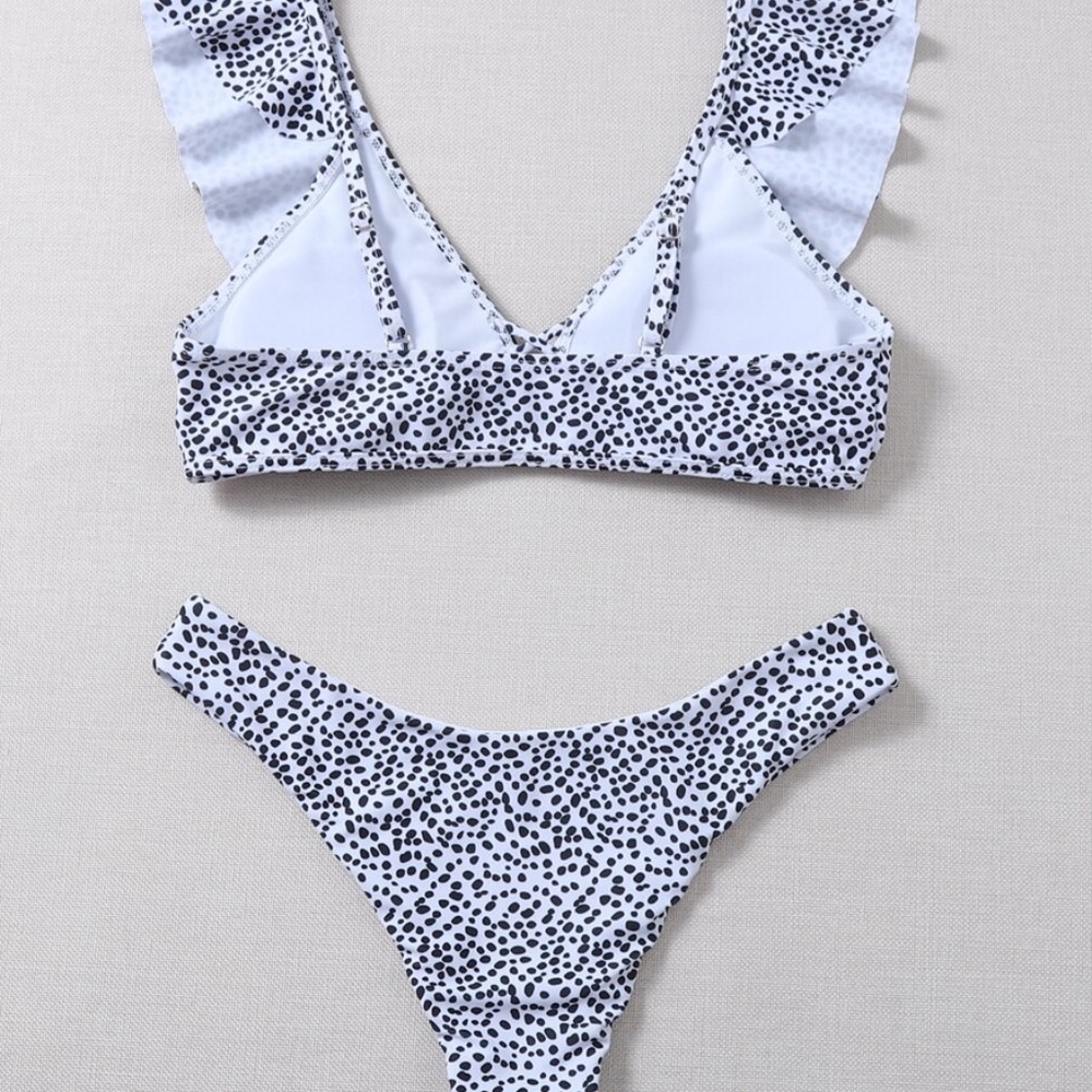 polka dot ruffle spring bikini - Picture 4 of 5